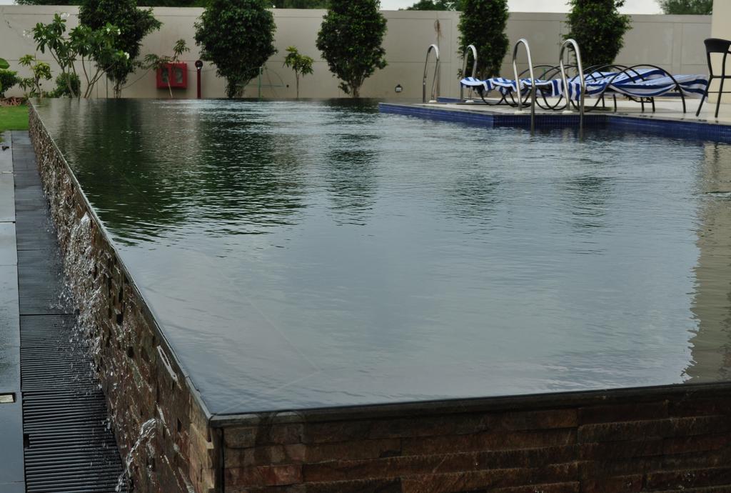 Ramada By Wyndham Jaipur Jaisinghpura Hotell Eksteriør bilde
