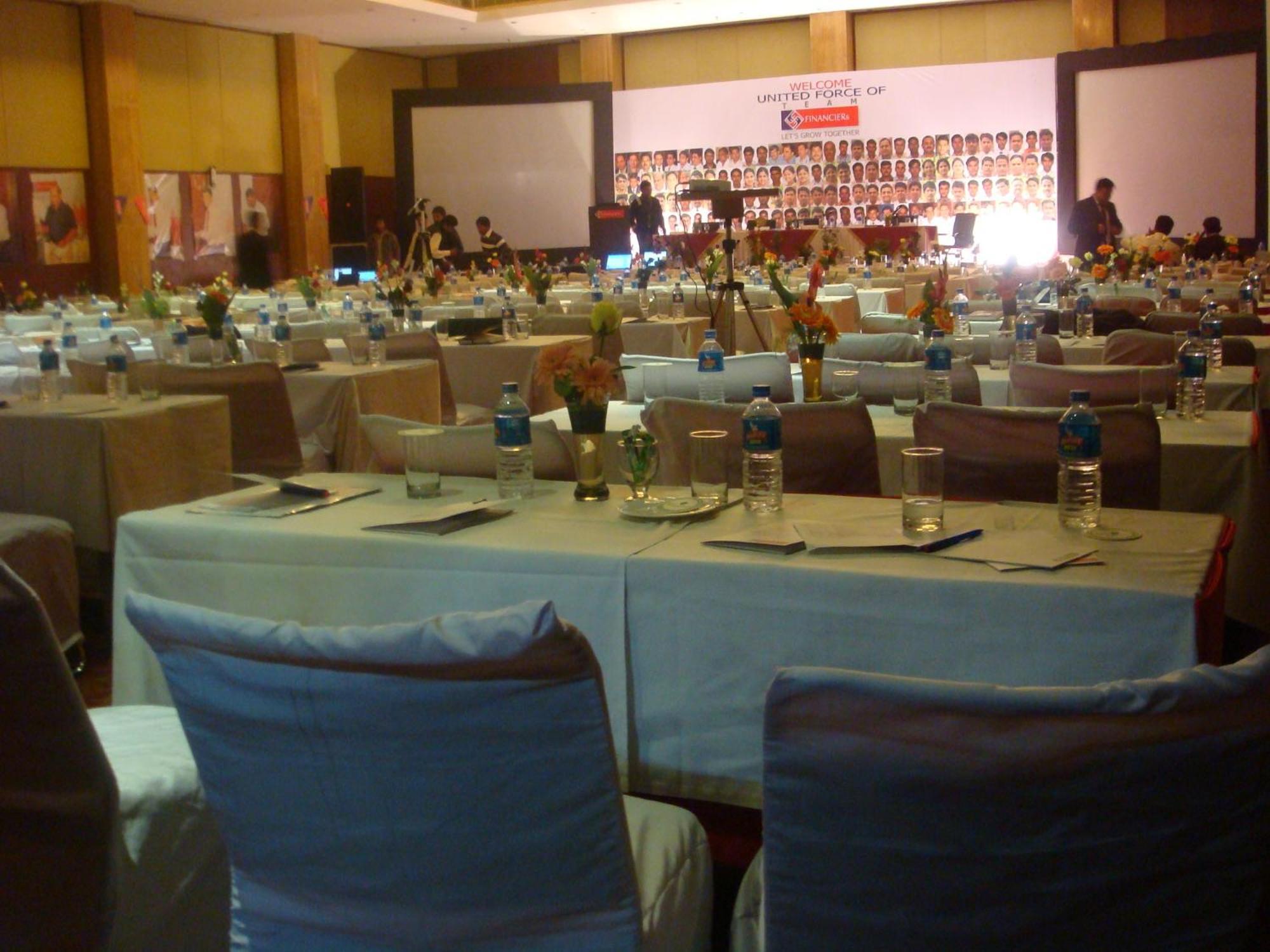 Ramada By Wyndham Jaipur Jaisinghpura Hotell Eksteriør bilde
