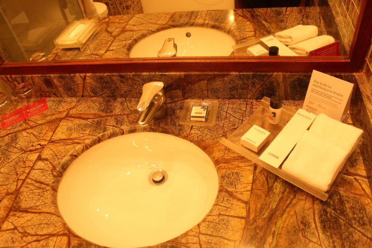 Ramada By Wyndham Jaipur Jaisinghpura Hotell Eksteriør bilde