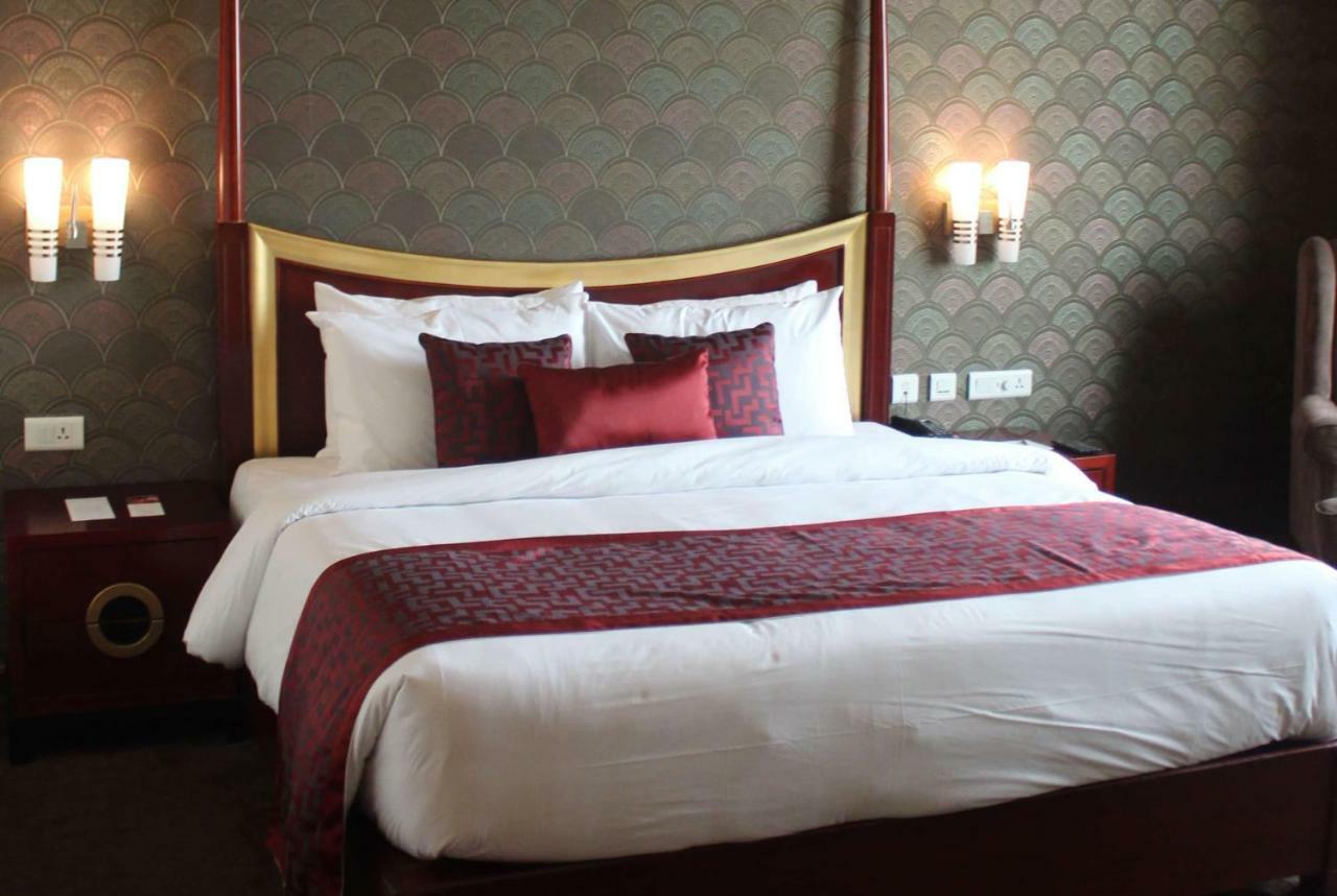 Ramada By Wyndham Jaipur Jaisinghpura Hotell Eksteriør bilde